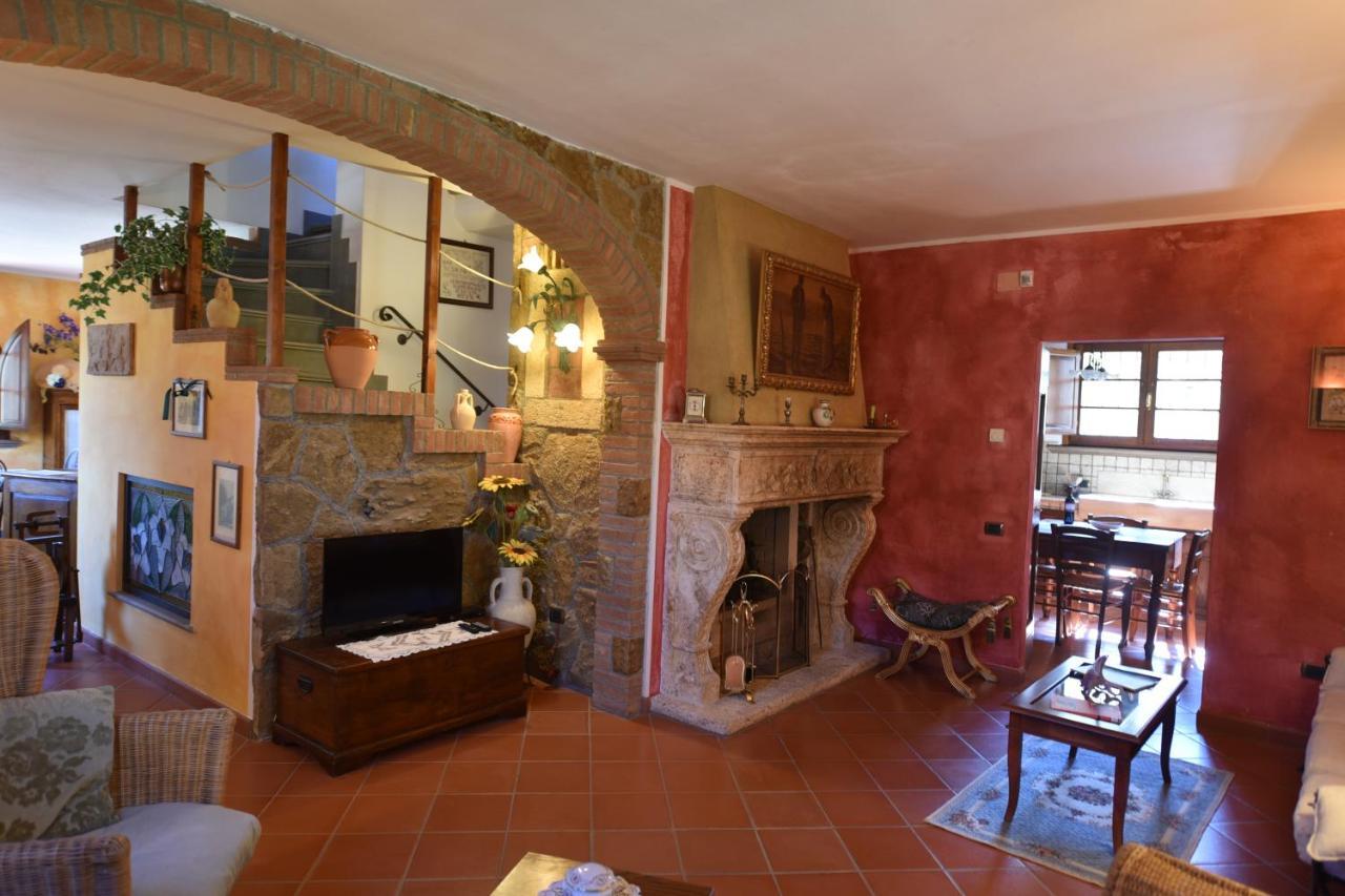 מונטסקודאיו Case&Colline Villa Laura מראה חיצוני תמונה