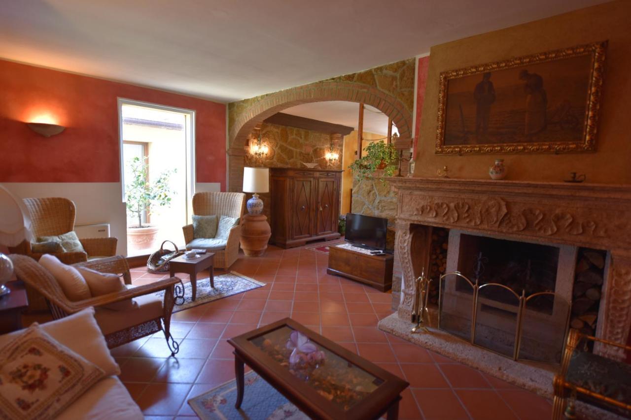 מונטסקודאיו Case&Colline Villa Laura מראה חיצוני תמונה