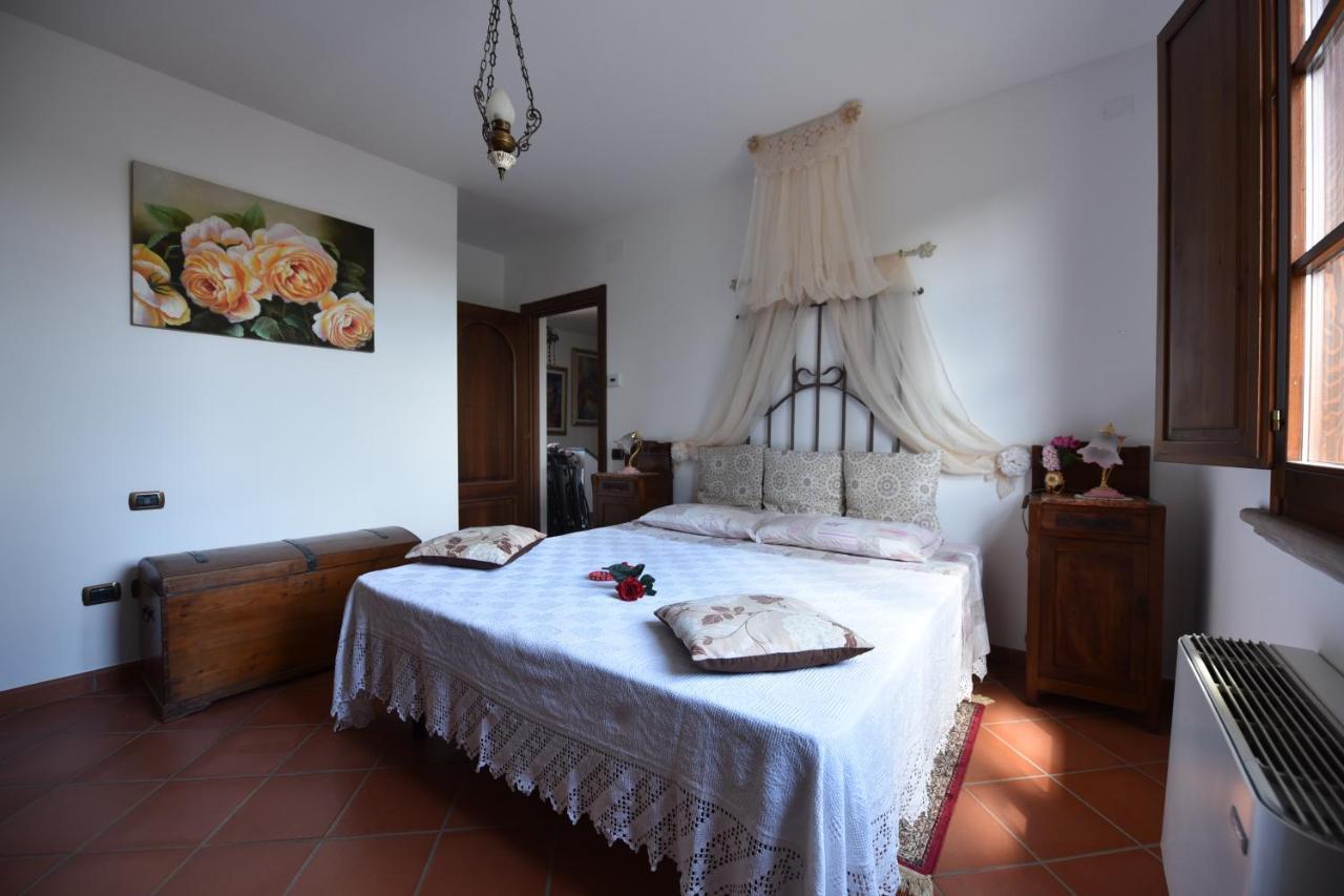 מונטסקודאיו Case&Colline Villa Laura מראה חיצוני תמונה